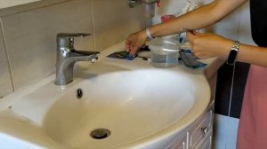 Покраска одежды в синий цвет в стиральной машине.