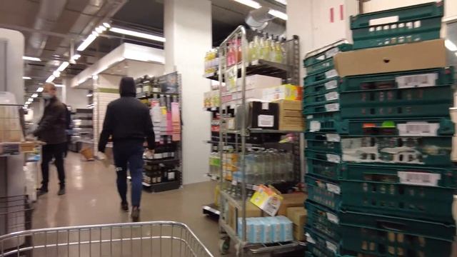 M&S Marks and Spencer London UK groceries /supermarket - GB US PHP смотреть онлайн