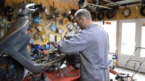 SUZUKI LETS2!Перегрів, непоступає масло!