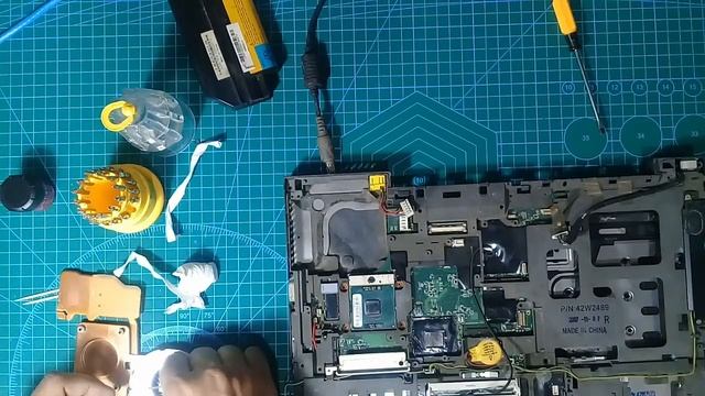 Cara Service Laptop Fan Error смотреть онлайн