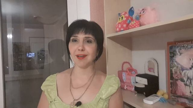А говорят: "Яйца курицу не учат..." смотреть онлайн