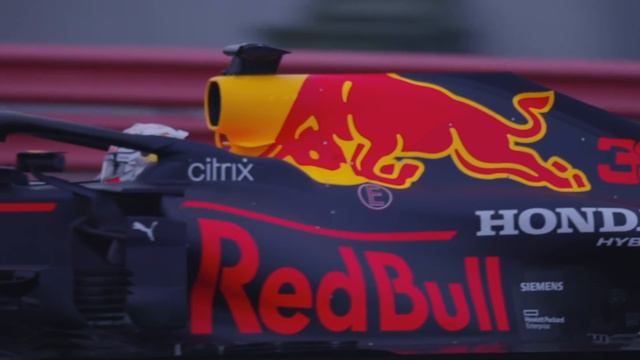 The key moment that confused Mercedes and cost Hamilton French GP victory смотреть онлайн