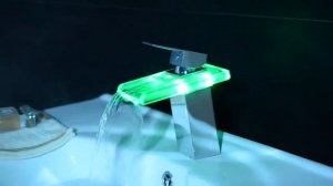 Светодиодный смеситель водопад