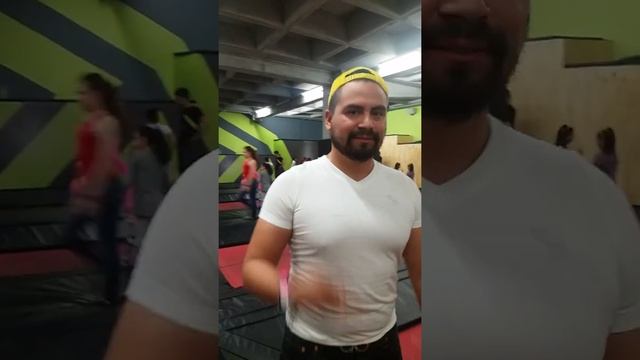 Jumpster Mty! смотреть онлайн