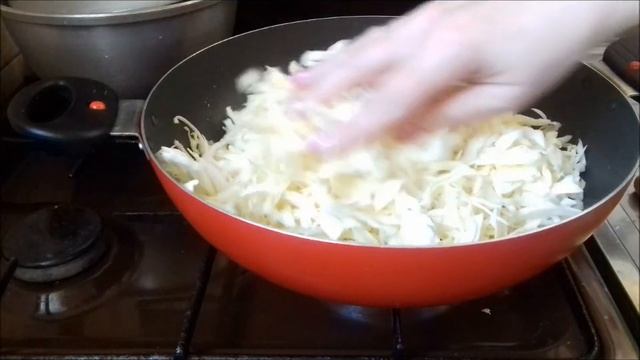 Тушеная капуста с картофельным пюре .Сложный гарнир . смотреть онлайн