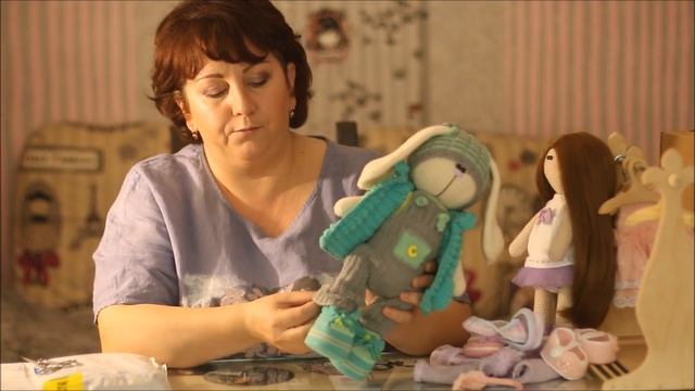 Мои Новые, вязанные работы// кукла и заяц+посылочки смотреть онлайн