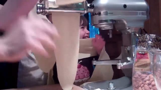TOWER PASTA!!! смотреть онлайн