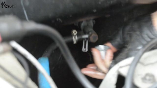 Trabant on the road repairs, why did she loose power? Trabant Part 2.5 смотреть онлайн