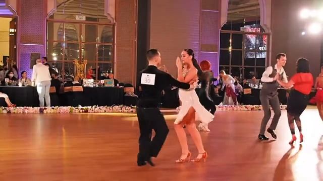 Lyndsey & Djordje at Crown Cup Dubai Feb 2022 - Salsa, Bachata & Jive смотреть онлайн