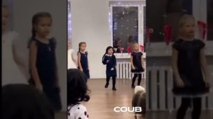 Уэнсдей Аддамс Танец Детская Версия Wednesday Dance