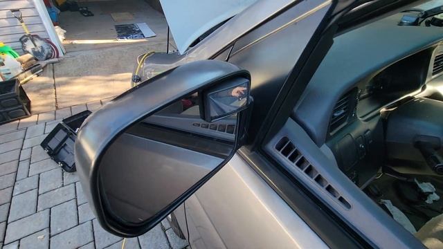 Honda Odyssey 2000 - Turn signal blinking fast - good bulbs - broken wire смотреть онлайн