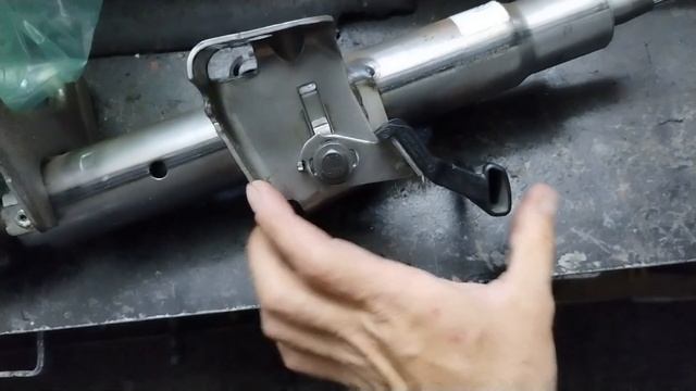 Problema crônico Renault Logan 2020 , folga na coluna de direção, risco de acidente смотреть онлайн