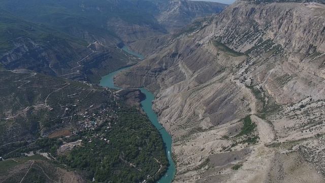 Сулакский каньон, Дагестан. Полёт на дроне.mp4