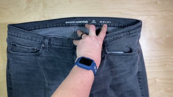 Amazon Essentials Men's Slim-Fit Stretch Jean