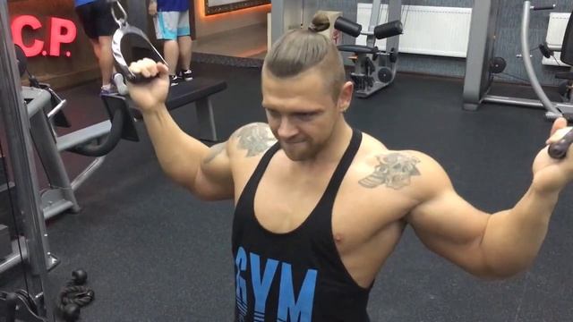 Упражнения на принудительную растяжку мышц спины смотреть онлайн
