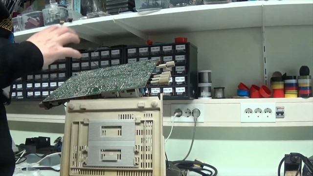 Repair a Philips CM8832-II / CM8833-II RGB Monitor for MSX and other retro-computers смотреть онлайн
