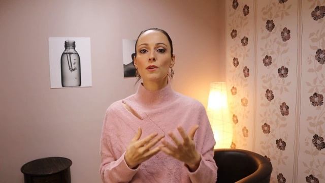 LED маска за лице | Как действа LED светлината на кожата ни? (with subtitles) смотреть онлайн