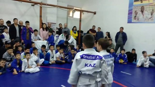 Біздің 36-37-белдесуіміз. смотреть онлайн