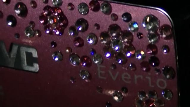 JVC Everio GZ-MS120 Glitter Decorated Everio with Rhinestones and Illuminations смотреть онлайн