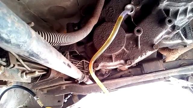 Приспсоба для заливки масла в КПП смотреть онлайн