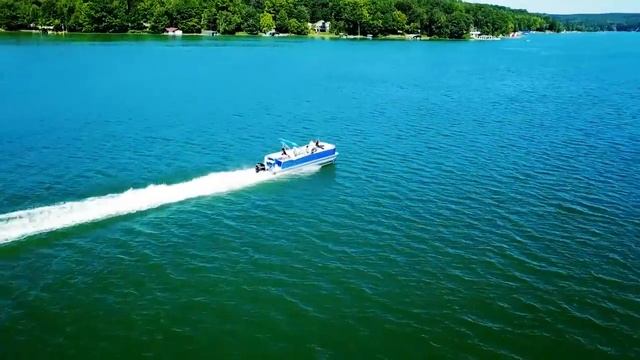 2021 PONTOON AERIALS - CASCADE QUAD LOUNGE смотреть онлайн