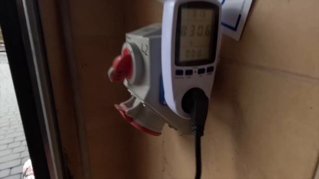 Działa i to jak. To mogę polecić. Warto mieć w domu na wszelki wypadek. смотреть онлайн