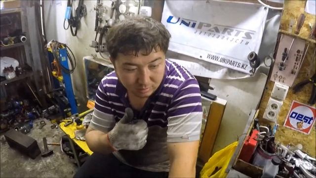 Delica белый Дельфин подвеска