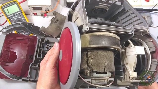 Простой РЕМОНТ И ЧИСТКА ПЫЛЕСОСА LG, самая частая неисправность. смотреть онлайн