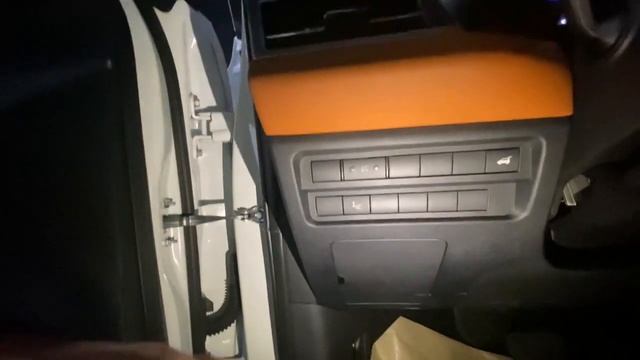 Mitsubishi Outlander 4WD 23 год из ОАЭ смотреть онлайн