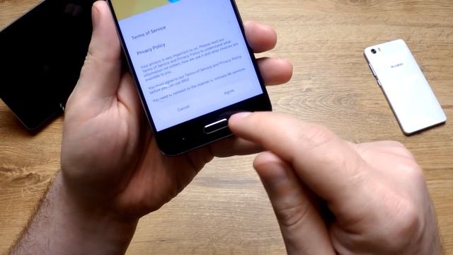 Xiaomi mi5 долгожданный смартфон-монстр на топовом процессоре! смотреть онлайн