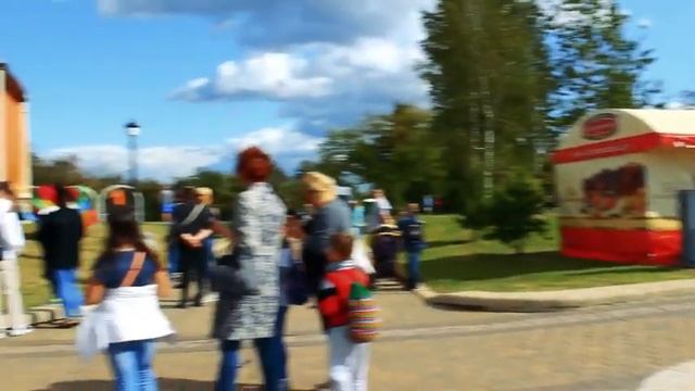 Праздник города. Лошицкий парк. Веселая дискотека и вымазались краской! смотреть онлайн