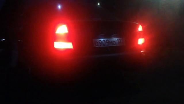 Hyundai Accent раздвоенный выхлоп смотреть онлайн