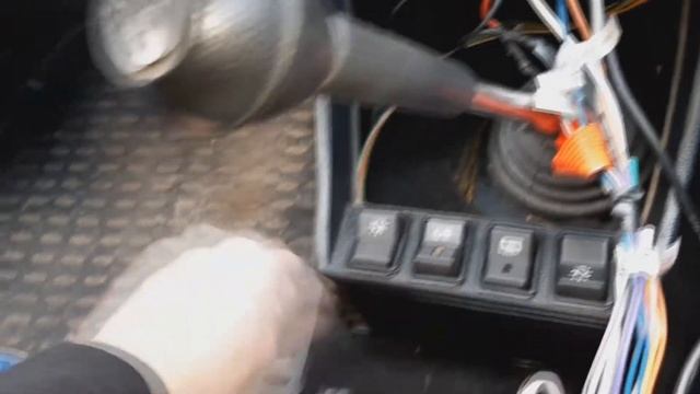 Сборка центральной консоли ВАЗ 2107 смотреть онлайн