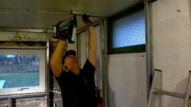 Senco Fusion F-15. Как крепить им гипсокартоновый металлопрофиль. смотреть онлайн