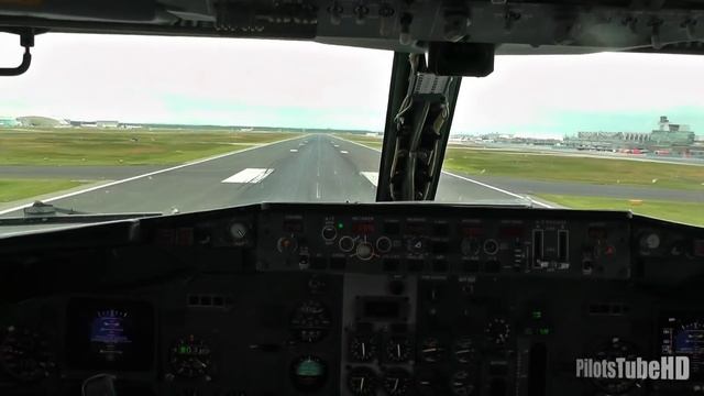 Very Unusual but Awesome Landing in Frankfurt - Cockpit View! смотреть онлайн