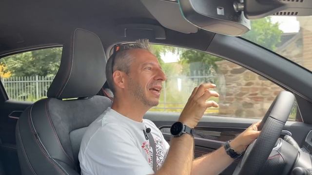 SUV Sportivo IBRIDO da 30.000 euro. Renault ARKANA Test Drive Tecnologia e consumi смотреть онлайн