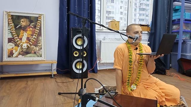 2022.11.27, Зеленоград, Воскресная прог, ЕМ Мадхавананда прабху, Как Кришна отвечает на наши молитв смотреть онлайн