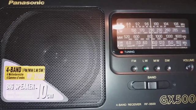 BBC 4 on 198 kHz heard over 1.701,32 km (1.057,15 mi) away on the Panasonic RF-3500E9-K ( gx 500) смотреть онлайн