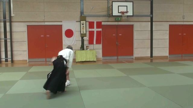 13 Гякуханми Дзёдан Хайто Тебики Сихонаге