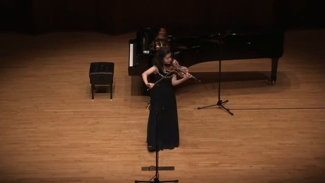 Anna Savkina plays J.S.Bach - Violin Sonata No.1 in g minor. Siciliano. [3/4] смотреть онлайн