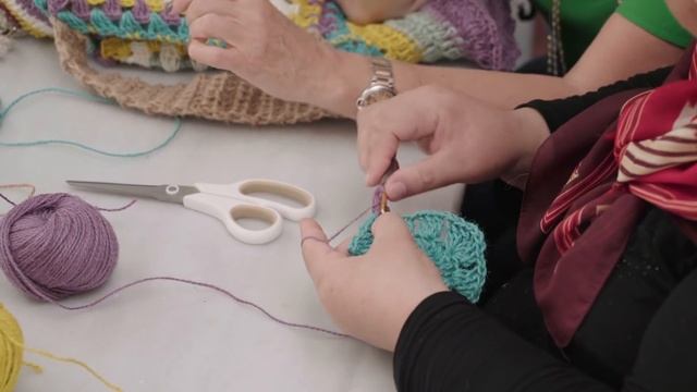 Pratik ve Şık Kışlık Çanta Nasıl Örülür I Derya Baykal смотреть онлайн