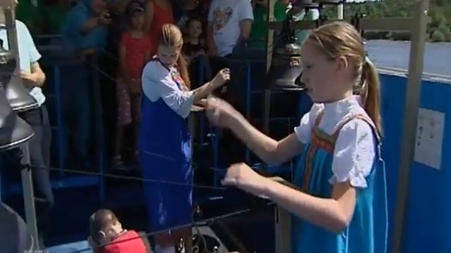 Сразу три города Чувашии приняли участников фестиваля звонарей смотреть онлайн