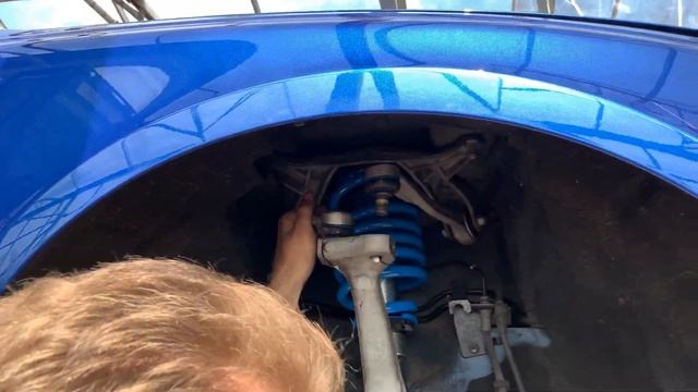 Installing Bilstein B16 coilovers on Audi RS5 b8.5 смотреть онлайн