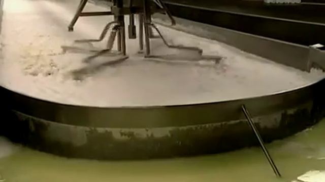 Как делают сыр Моцарелла смотреть онлайн