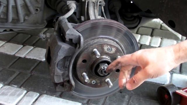 Что делать, чтобы колесо не прикипало к ступице. Часть 1