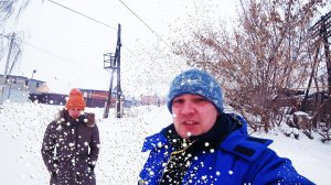 Снежная буря замела деревню. Как поступили с машиной. [Жизнь в деревне]