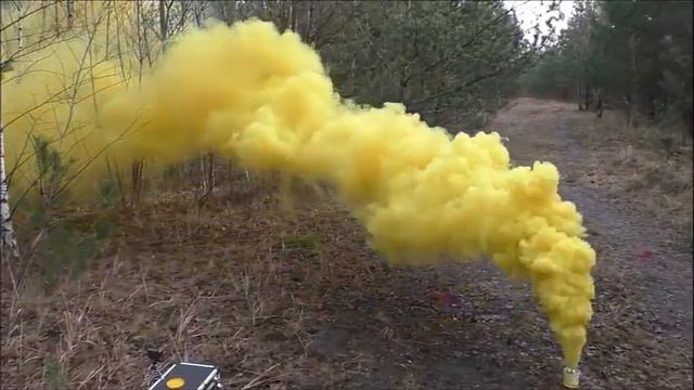 Smoke Bomb Yellow (желтый) смотреть онлайн