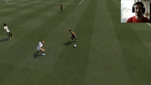 КАК ПРОКИНУТЬ МЯЧ МЕЖДУ НОГ СОПЕРНИКУ В FIFA 21 ★ ТУТОРИАЛ ПО ФИНТАМ FIFA 2021 ★ ПРОБРОС В КАССУ ФИ смотреть онлайн