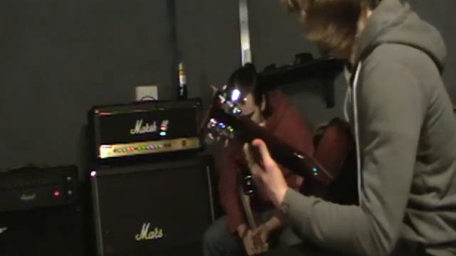 Silver Fin Video Diary #2 - Doug & Xal Acoustic (part 3) смотреть онлайн