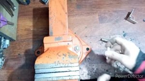 Как установить тиски . Супер крутой прижим для тисков !!!